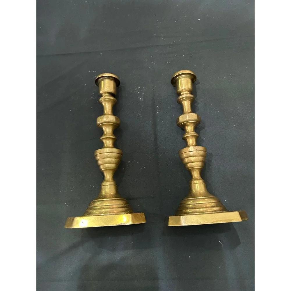 Pair Heavy Solid Brass Candlestick Holders Vintage Turned Colonial Style 8.5